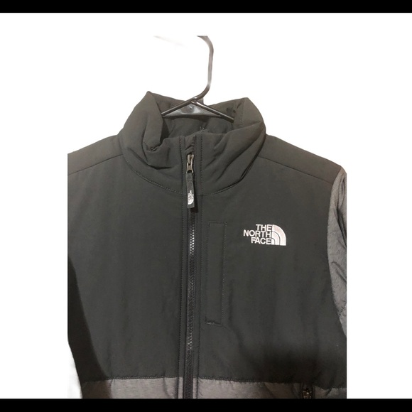 North face jacket for boys Size 14-16 - Picture 4 of 4